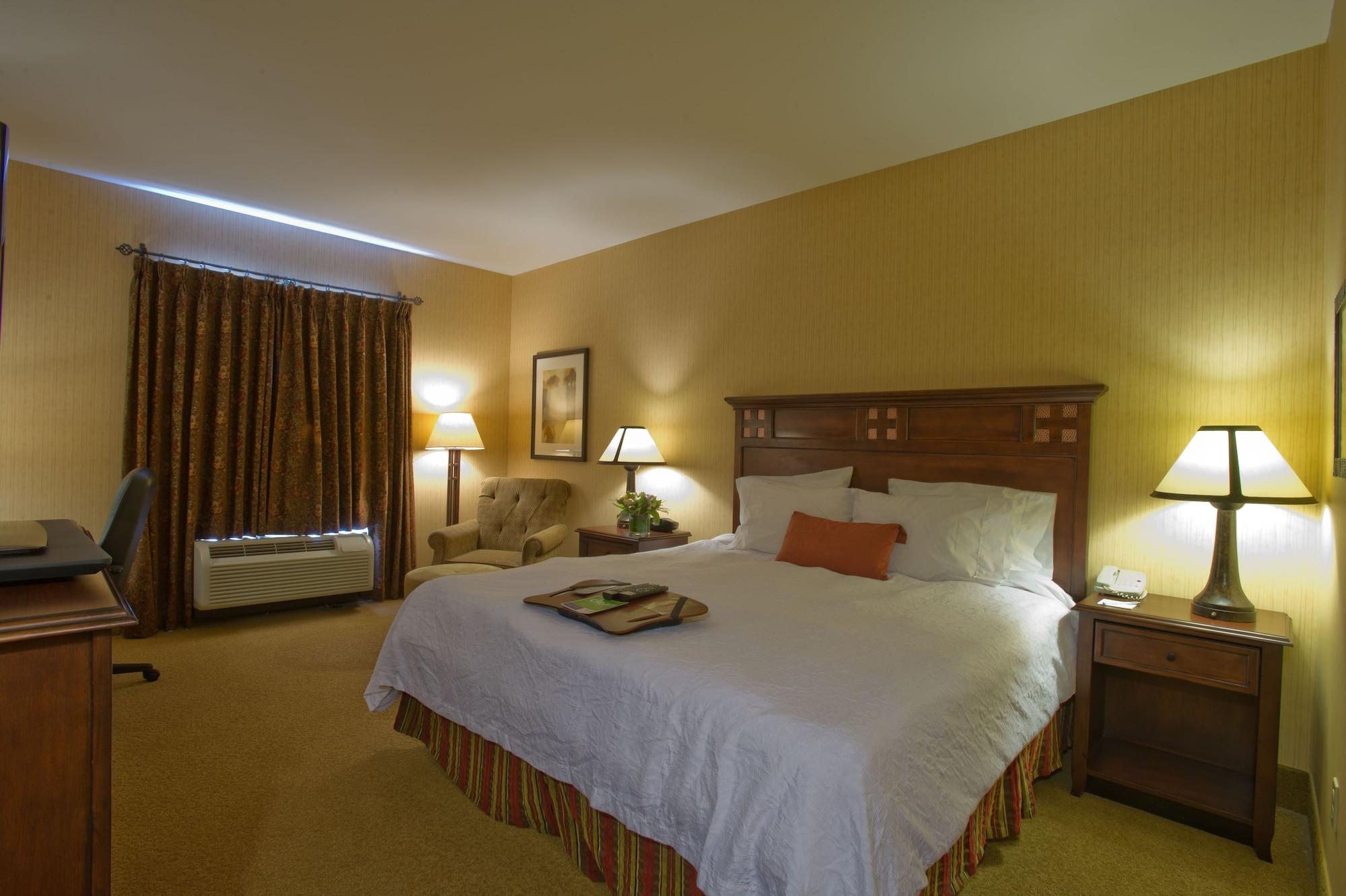 Hampton Inn & Suites Tahoe-Траки Экстерьер фото