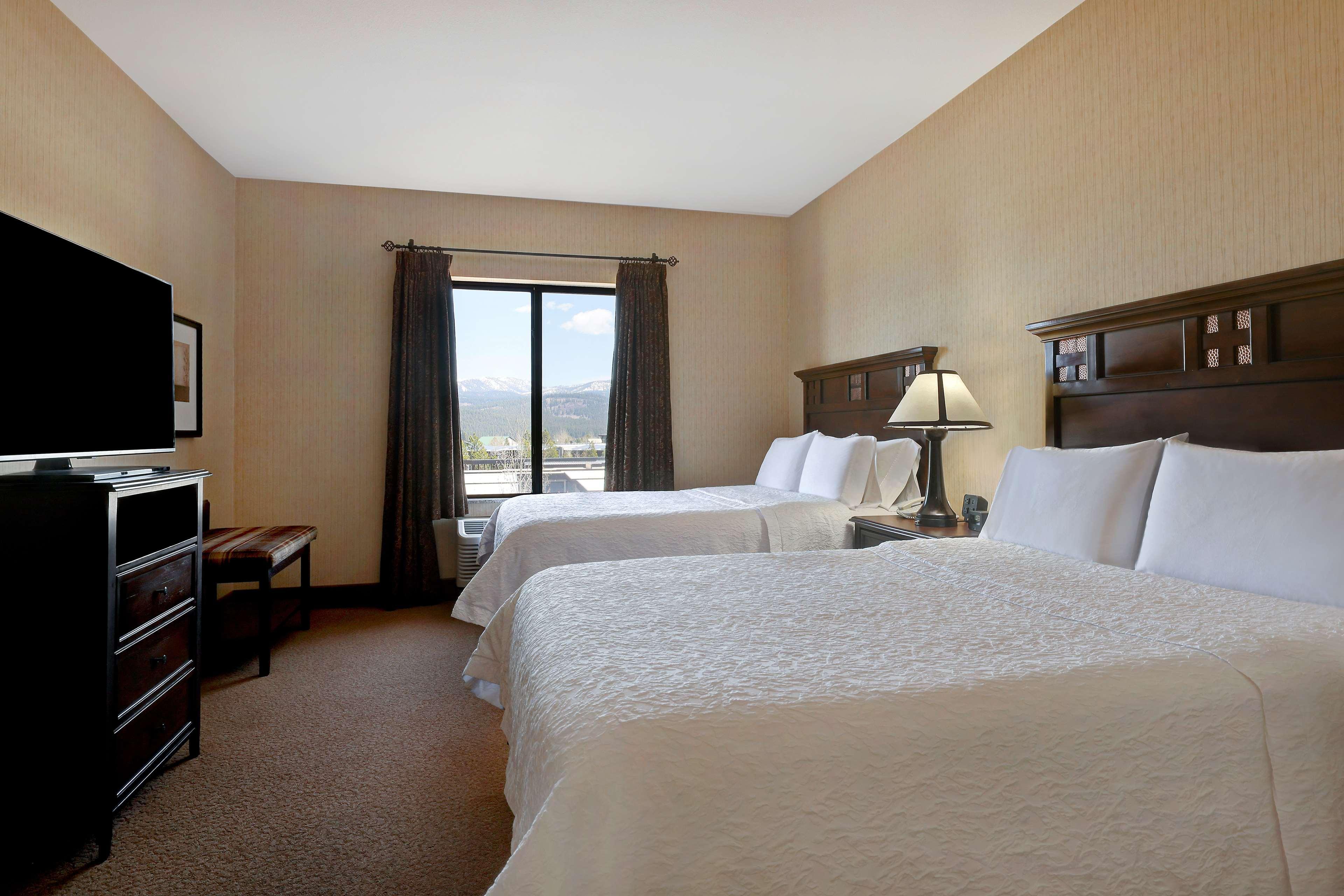 Hampton Inn & Suites Tahoe-Траки Экстерьер фото