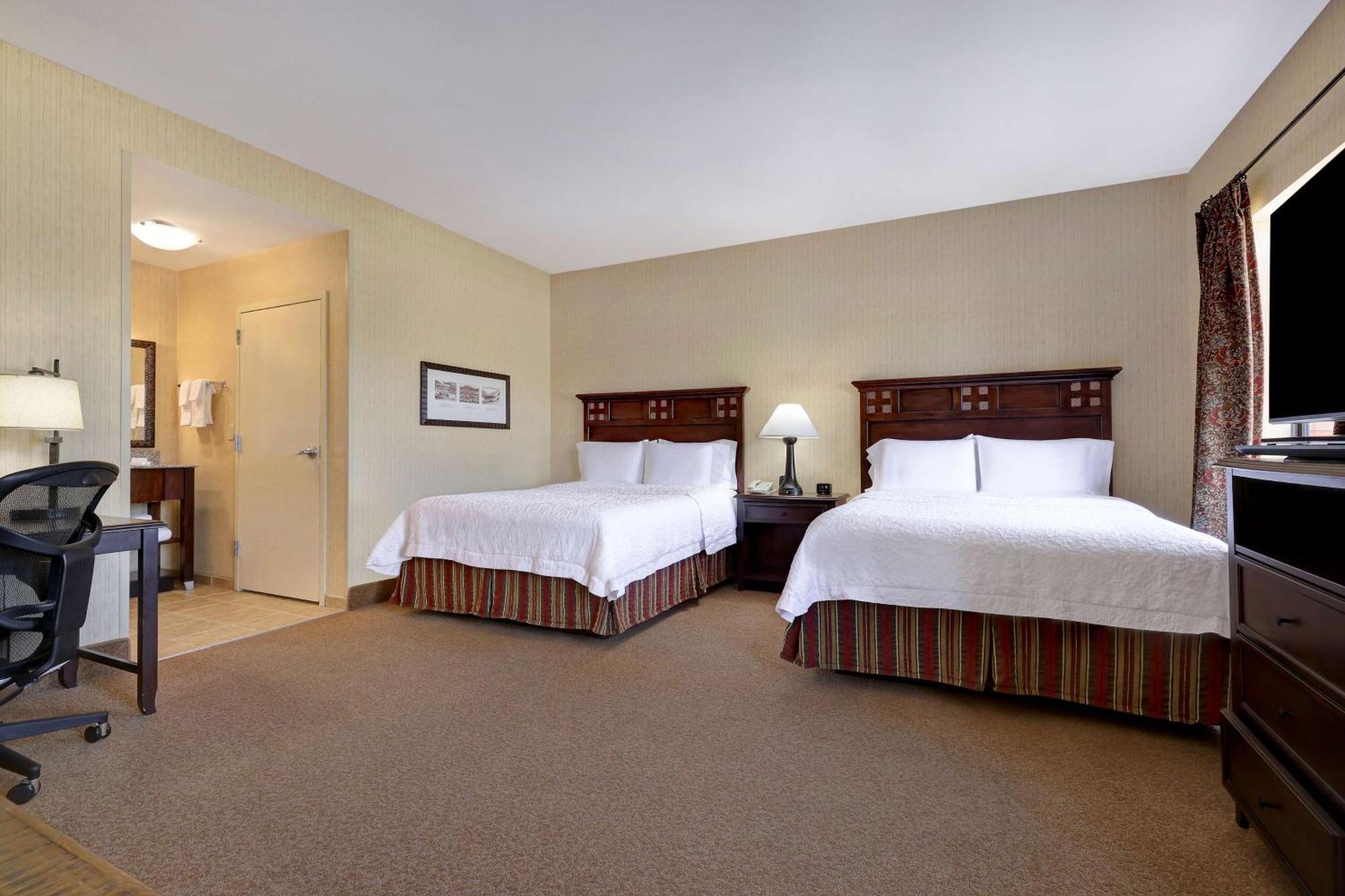 Hampton Inn & Suites Tahoe-Траки Экстерьер фото