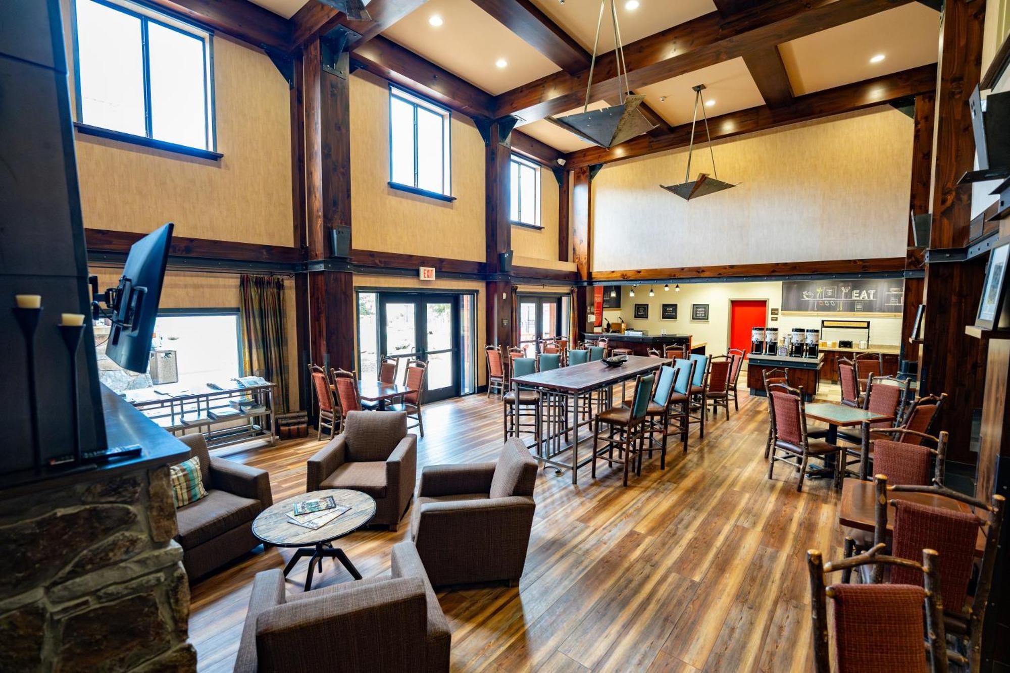 Hampton Inn & Suites Tahoe-Траки Экстерьер фото