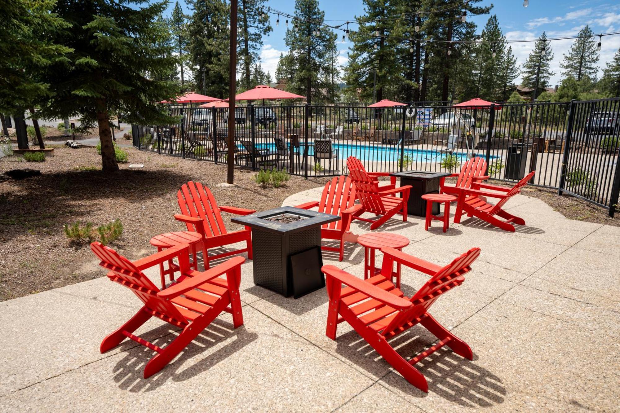 Hampton Inn & Suites Tahoe-Траки Экстерьер фото