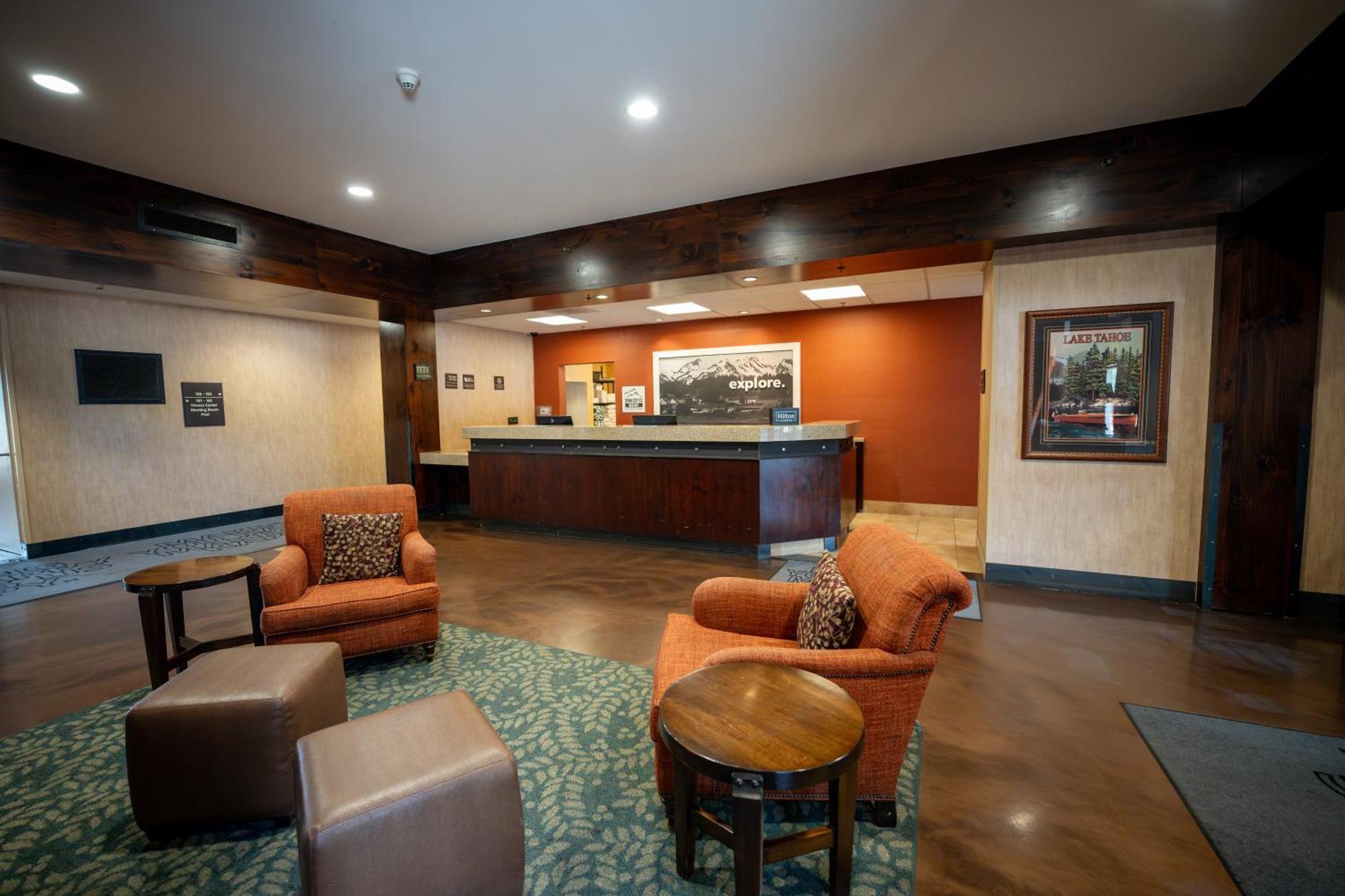 Hampton Inn & Suites Tahoe-Траки Экстерьер фото