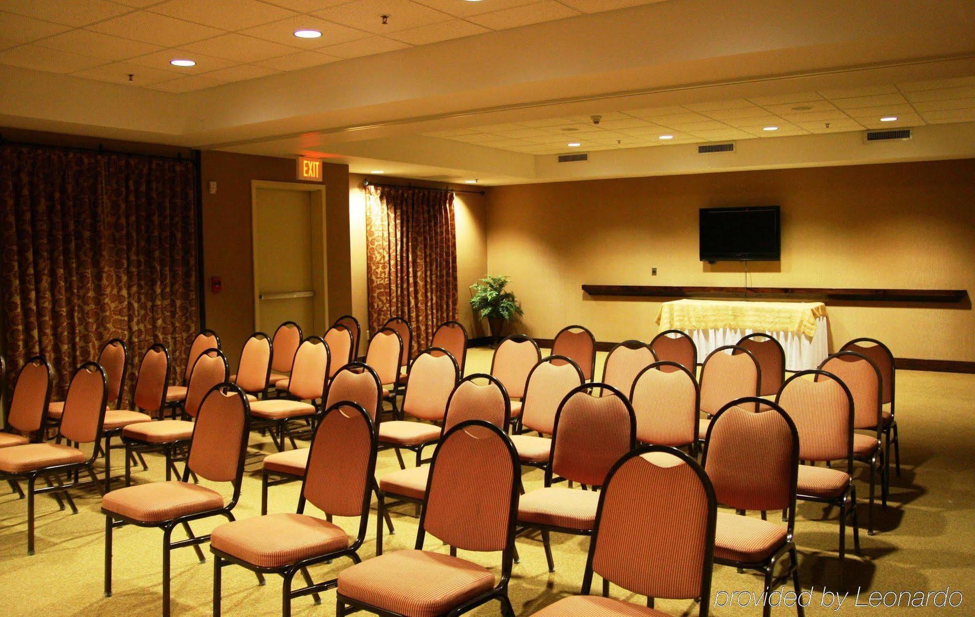 Hampton Inn & Suites Tahoe-Траки Удобства фото